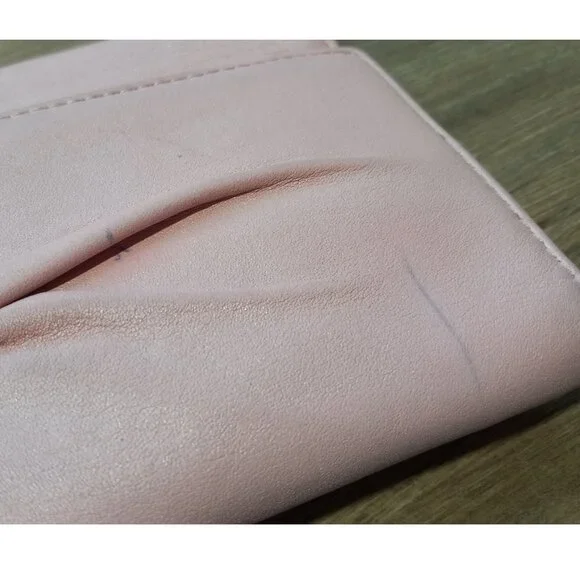 👉LAST CHANCE‼️ Vtg. COACH Soho Pleated Pink Leather Wallet - Picture 3 of 16